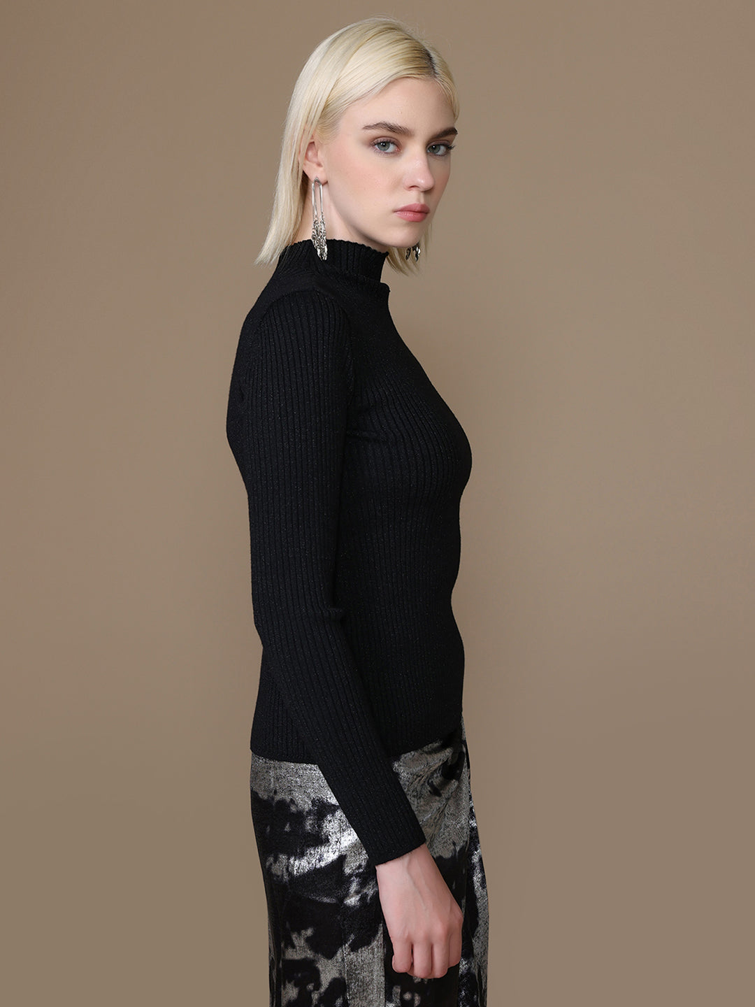Lurex Yarn Pullover