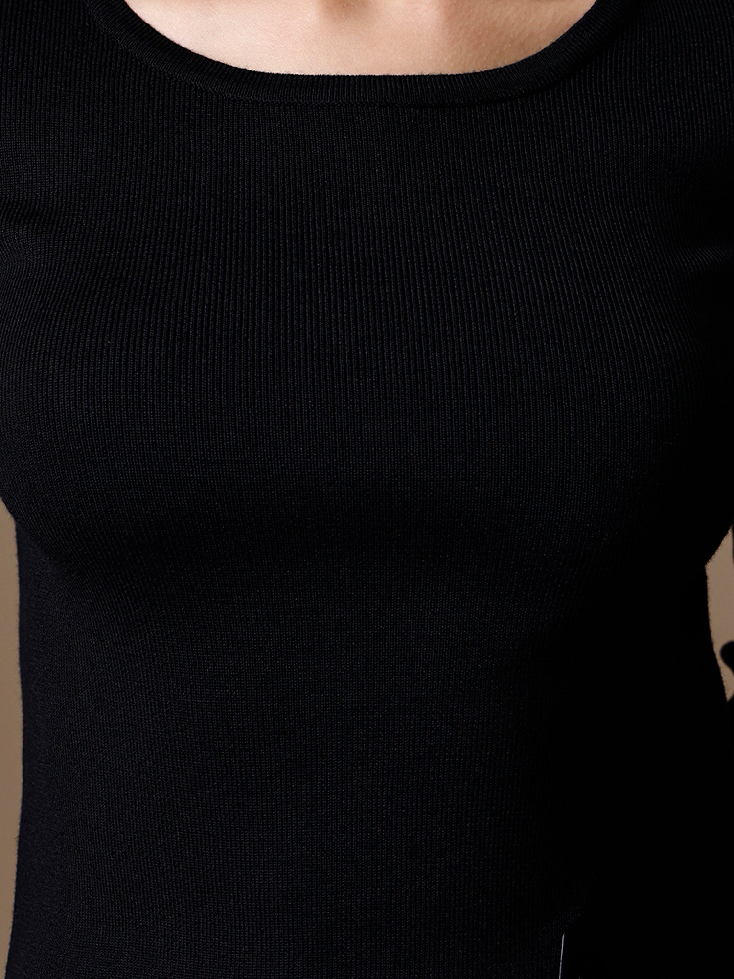 Cropped Winter Top With Metal Trim